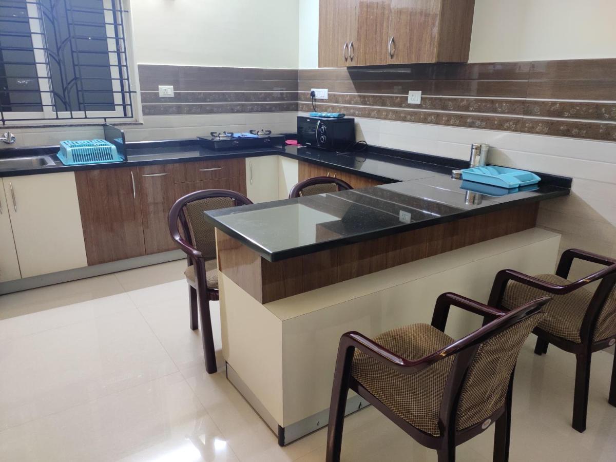 Appartement Aikya à Mangalore Extérieur photo